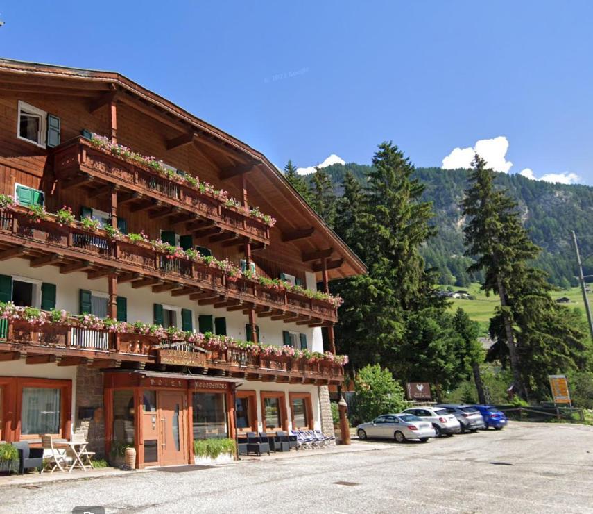 Hotel Rododendro Val Di Fassa Campitello di Fassa Exterior foto